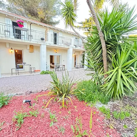 L'agay Apartment